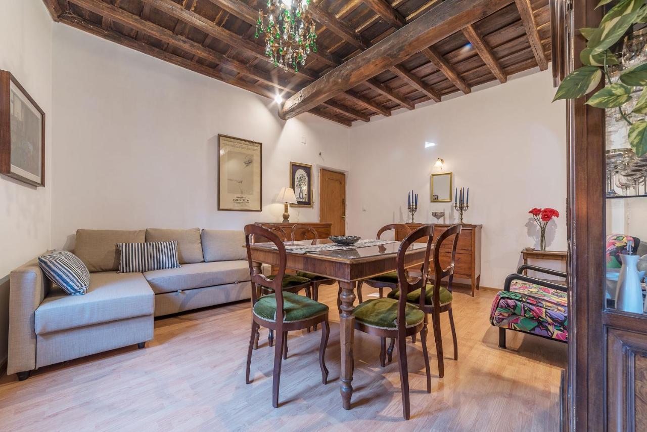 Montecitorio & Pantheon Stylish Flat Apartamento Roma Exterior foto