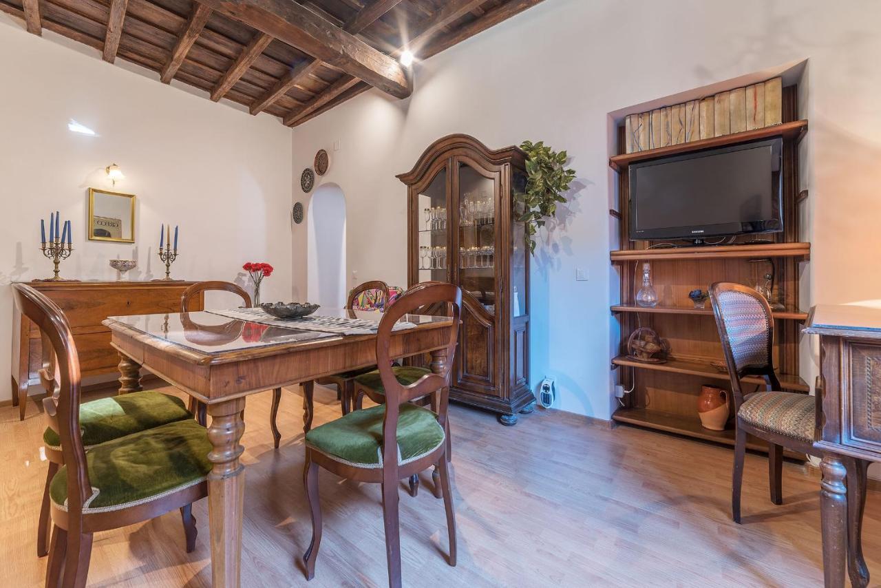 Montecitorio & Pantheon Stylish Flat Apartamento Roma Exterior foto