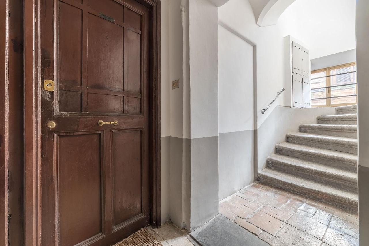 Montecitorio & Pantheon Stylish Flat Apartamento Roma Exterior foto